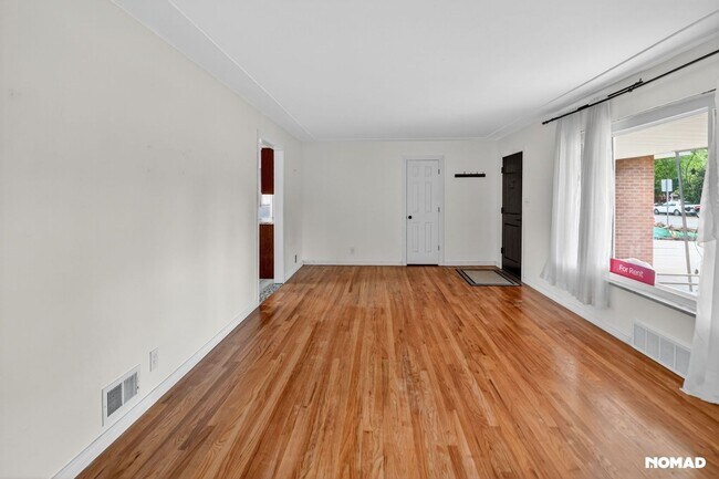 Foto del edificio - 340 N Harlan St