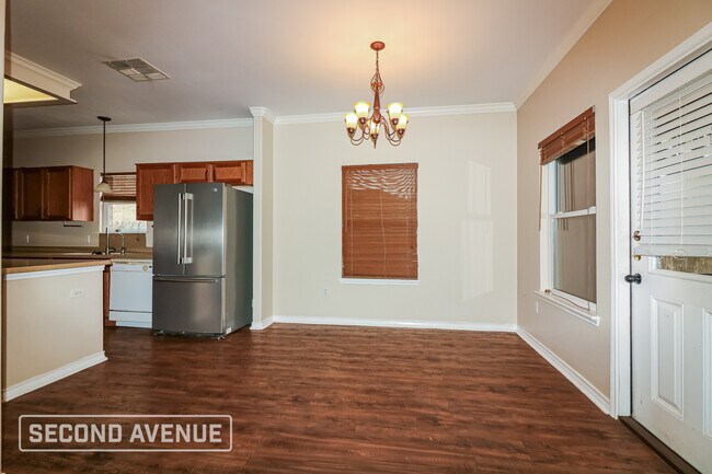 Foto del edificio - 7001 Spanish Wood Dr