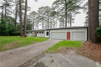 Building Photo - 2320 Sterling Point Dr