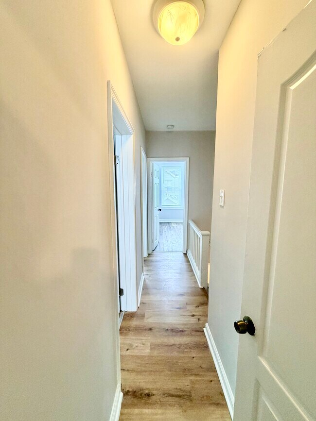 Foto del edificio - 6525 Saybrook Ave