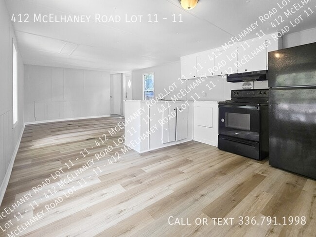 Building Photo - 412 McElhaney Rd