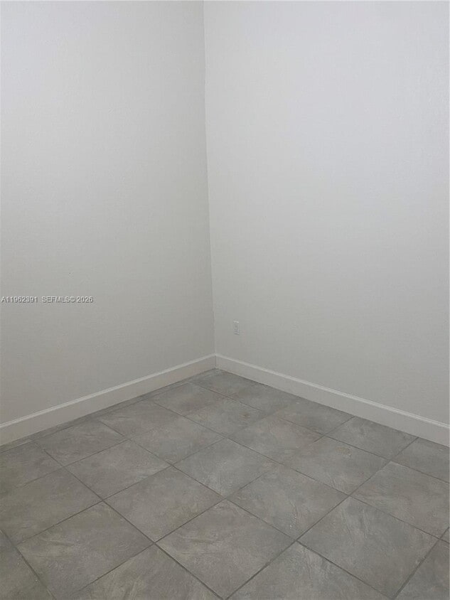 Building Photo - 10030 W Indigo St