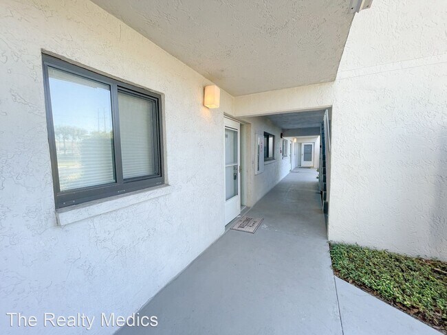 Foto del edificio - 2 br, 2 bath House - 6760 N Highway 1 Unit...