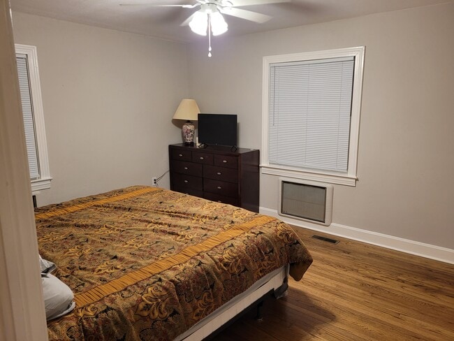 Foto del edificio - 509 Hickory St SE
