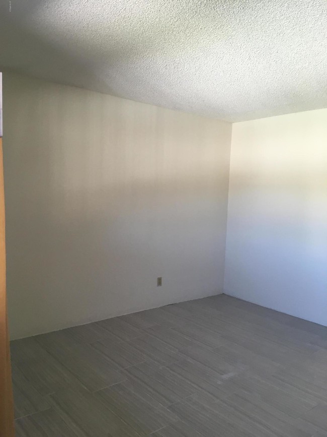 Foto del edificio - 4236 W Montebello Ave