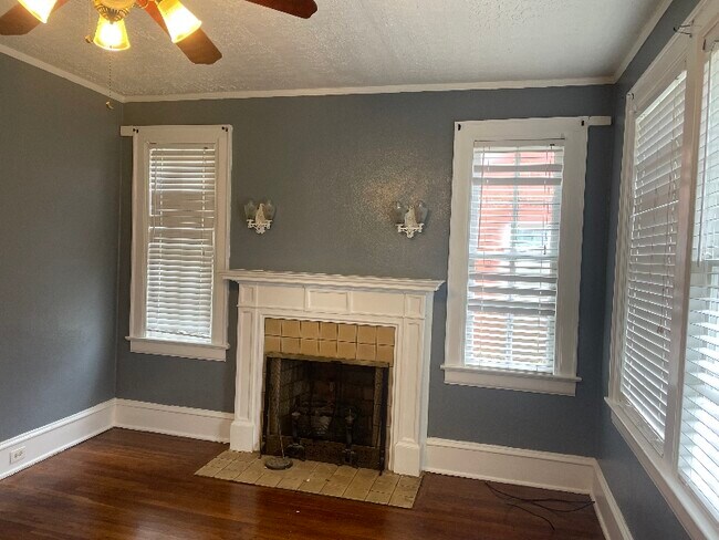 Foto del edificio - 438 Earl Pl