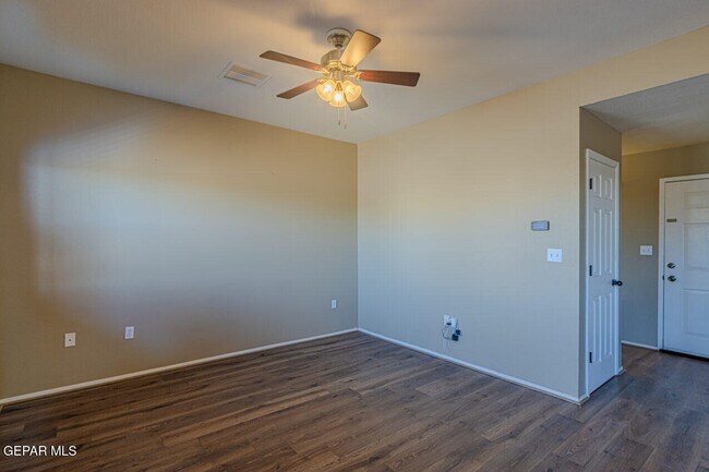 Building Photo - 8860 Joe Kennedy Way