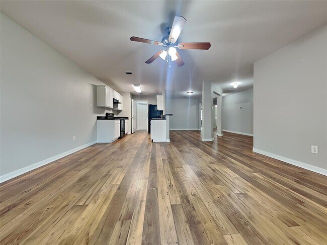 Foto del edificio - 4063 Pedernales River Ln