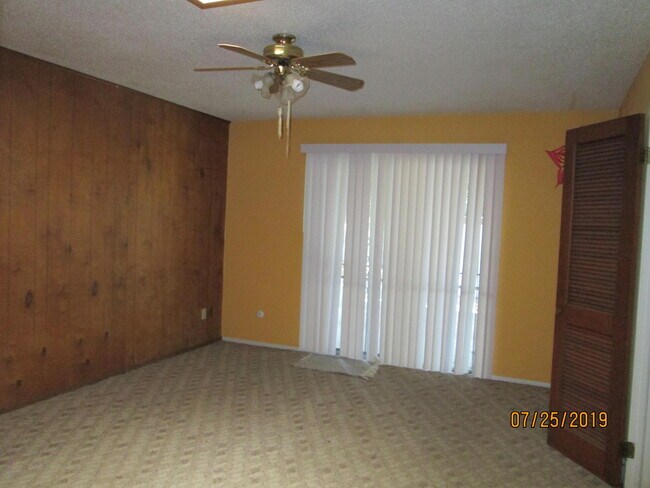 Building Photo - 10253 Bayo Ave
