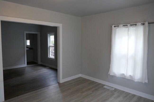 Foto del edificio - 800 Herrington Rd