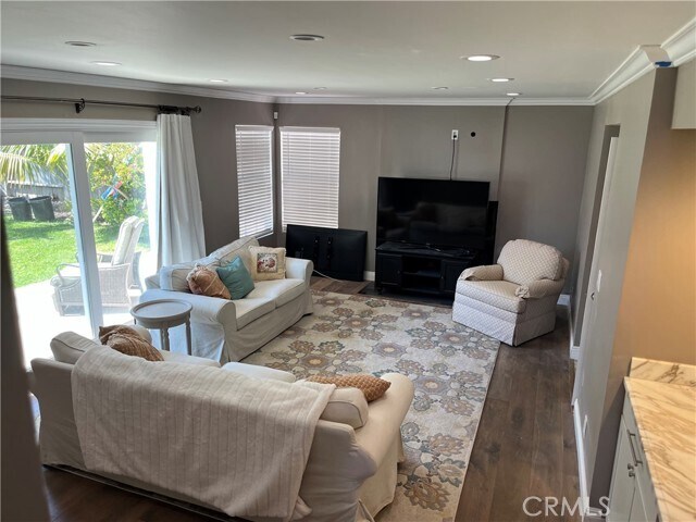 Building Photo - 27035 Azul Dr