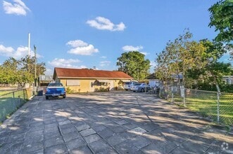 Building Photo - 2374 Sunrise Dr