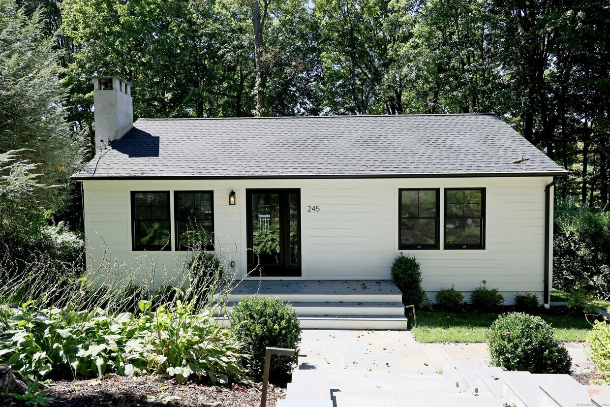 Primary Photo - 245 Great Hill Rd