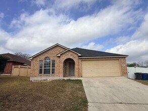 Building Photo - 603 Cypresscliff Dr