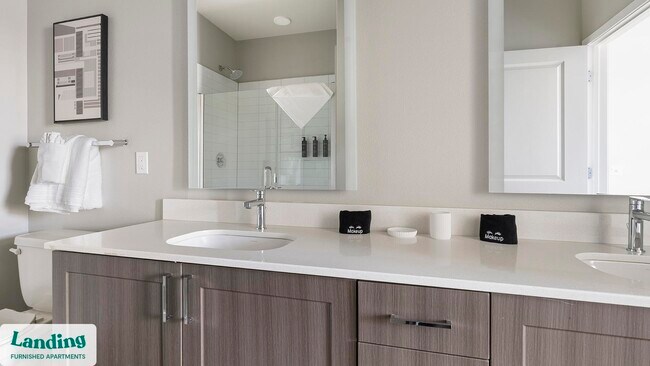 Foto del edificio - 6850 Foxtail Palm Wy