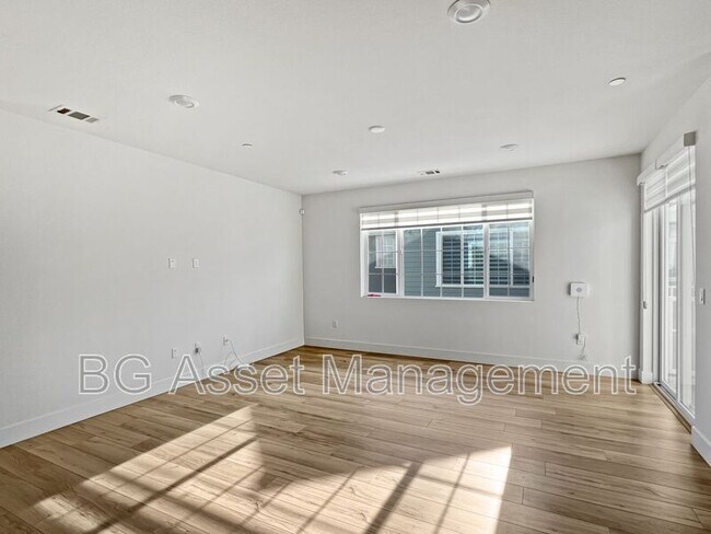 Building Photo - 37469 Salt Grass Rd