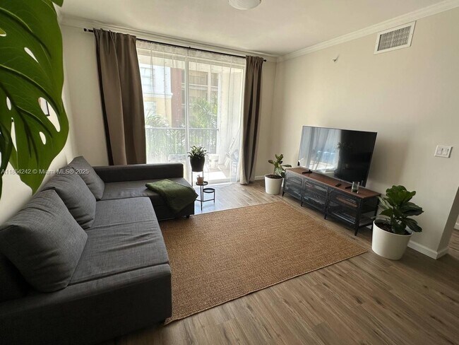 Foto del edificio - 17100 N Bay Rd