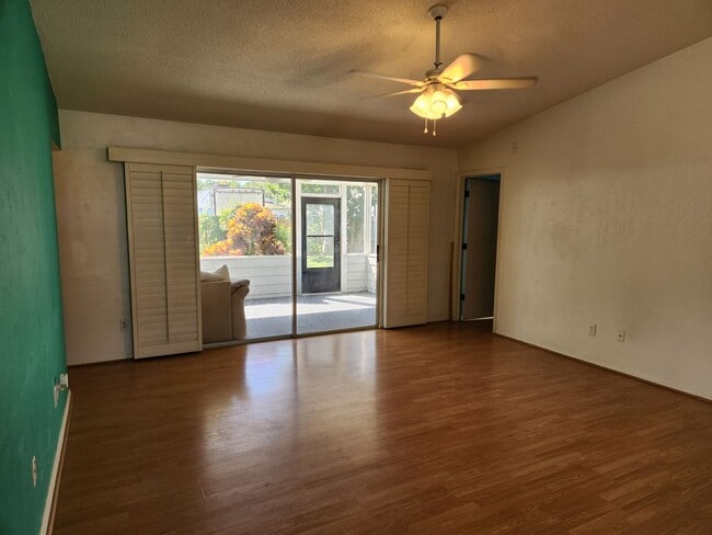 Building Photo - Spacious  2 Bedroom 2 Bathroom home Coming...