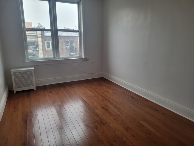 Building Photo - 1241 67th St