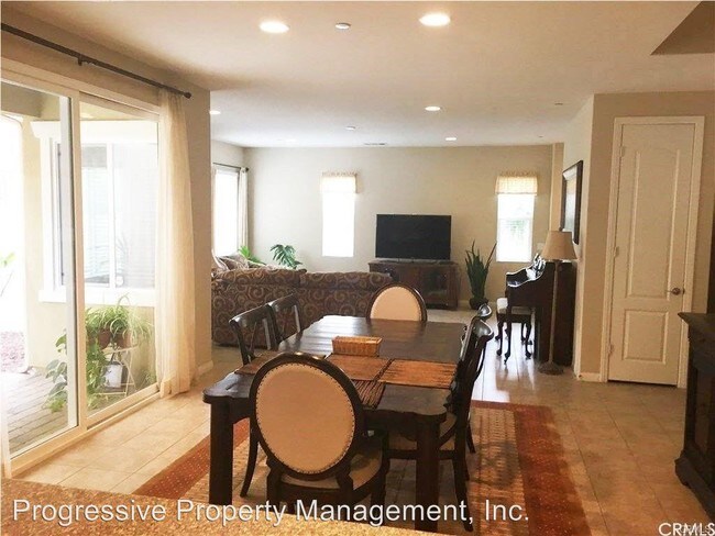 Foto del edificio - 3 br, 2.5 bath House - 14590 Narcisse Drive