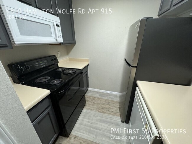 Building Photo - Medical center condo unit is ready for mov...