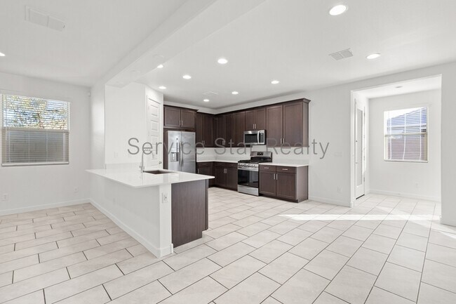 Foto del edificio - 32273 N 21st Dr