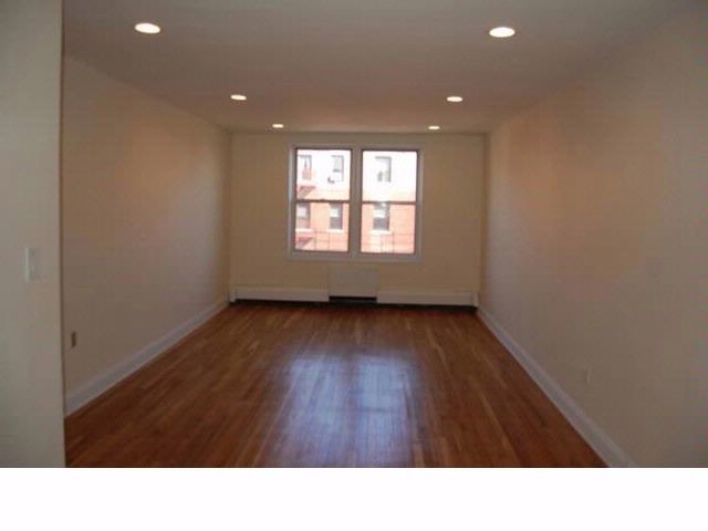 Building Photo - 800 Cortelyou Rd