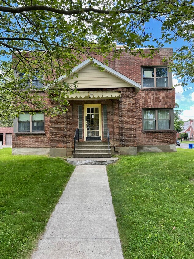 Primary Photo - 845 New Scotland Ave