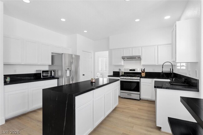 Foto del edificio - 337 Teal Ridge Hills Dr