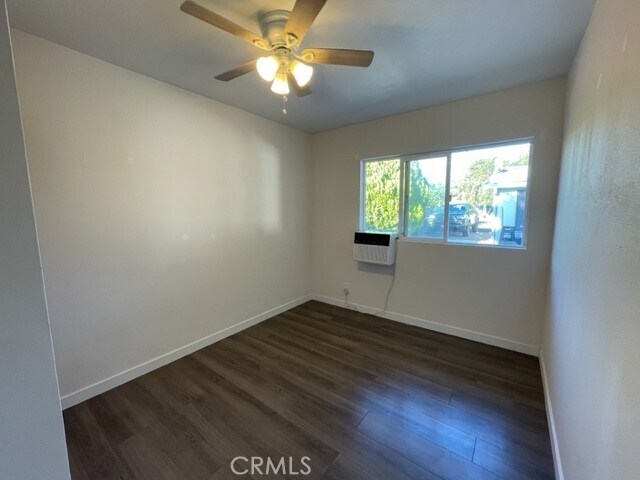 Building Photo - 10661 Fern Ave