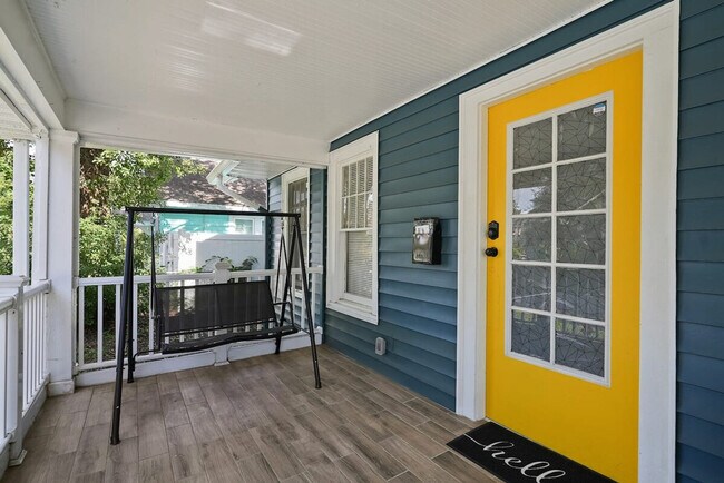 Foto del edificio - 1824 Hollenbeck Dr