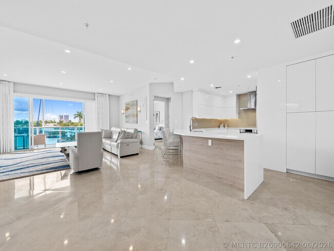 Foto del edificio - 516 Hendricks Isle