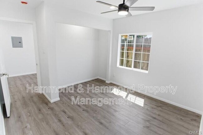 Foto del edificio - 20249 Parthenia St