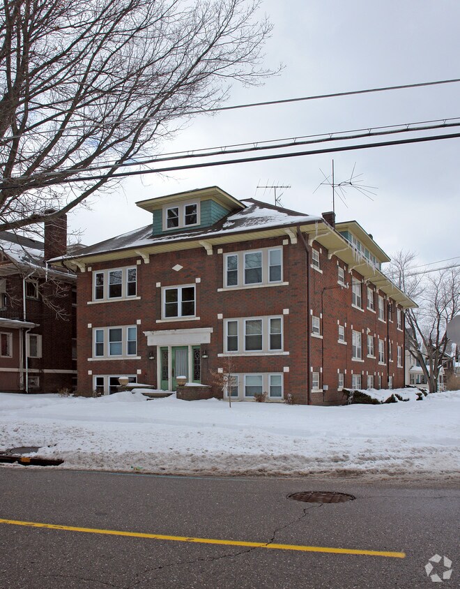98 N Portage Path, Akron, OH 44303 Apartments in Akron, OH