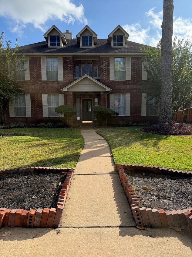 Foto principal - 9731 New Kent Dr