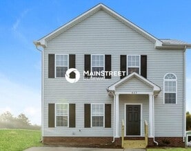 Building Photo - 823 Winthrop Ln