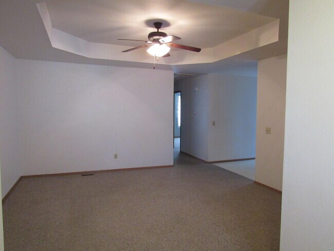 Foto del edificio - 469 Haymes Ct