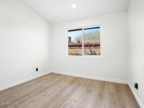Building Photo - 44715 Gingham Ave
