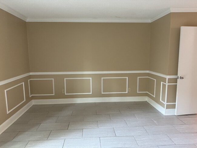 Building Photo - 6510 Wildwood Trail