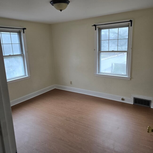 Photo - 155 Glenwood Ave Apartment