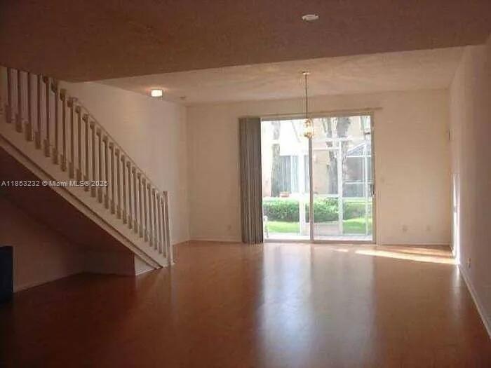 Foto del edificio - 1354 Veracruz Ln