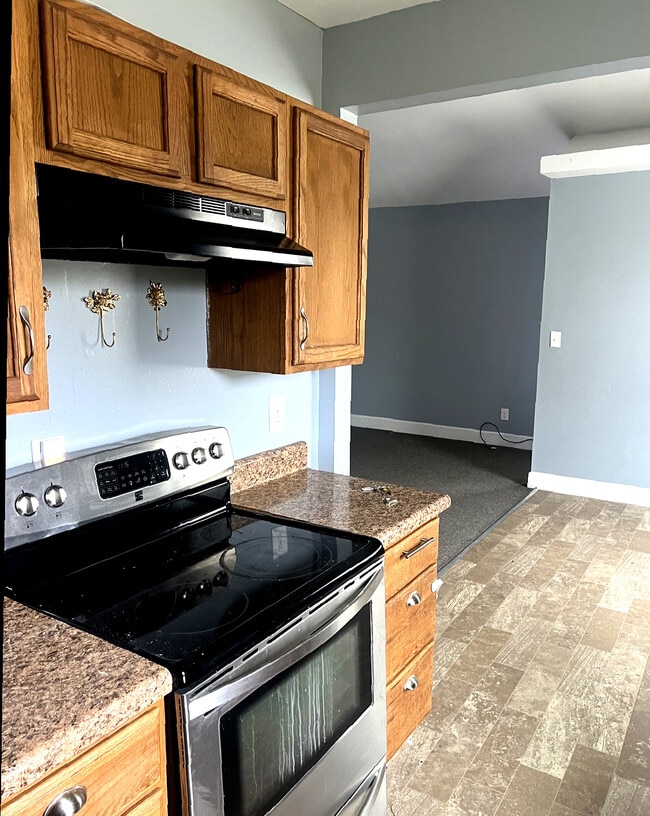 Building Photo - 4703 Potter Rd