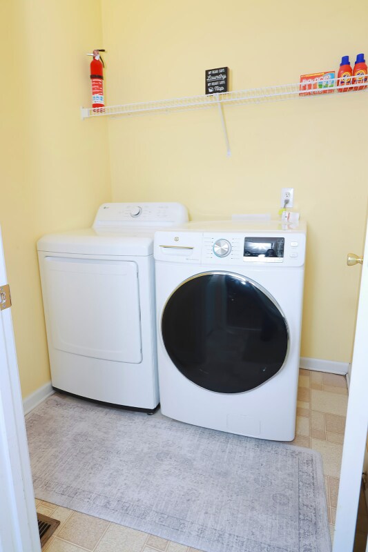 Building Photo - 1784 Clayhill Pointe SW