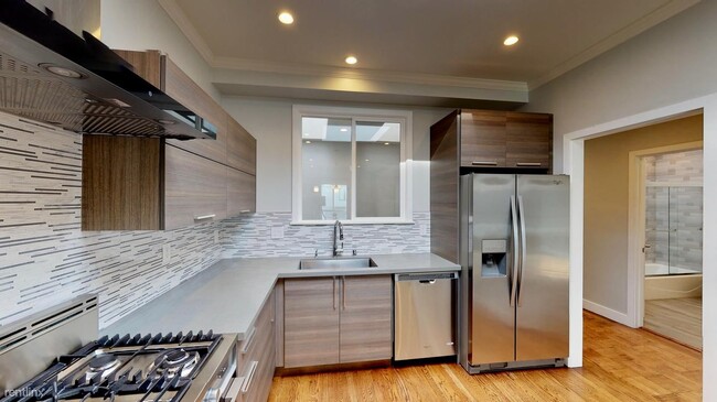 Foto del edificio - 1 br, 1 bath House - 1582 42nd Ave Private...