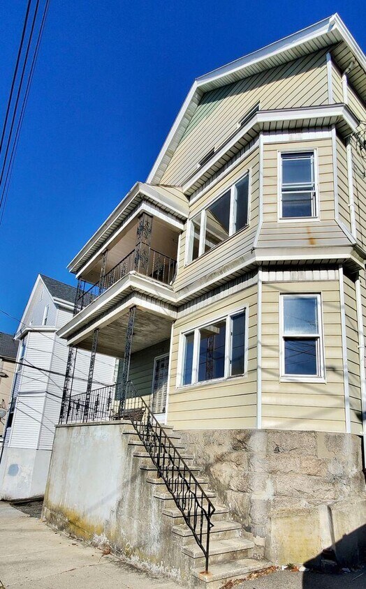 Primary Photo - 2 bedroom in Fall River MA 02721
