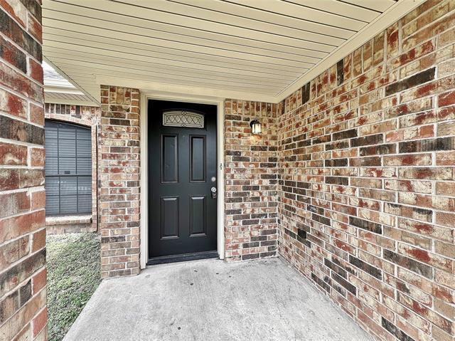 Building Photo - 203 Mesa Moor Dr