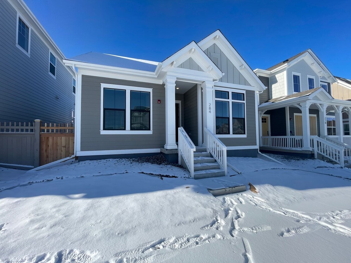 Foto principal - Brand new 3 bedroom home! Attached 2-car g...