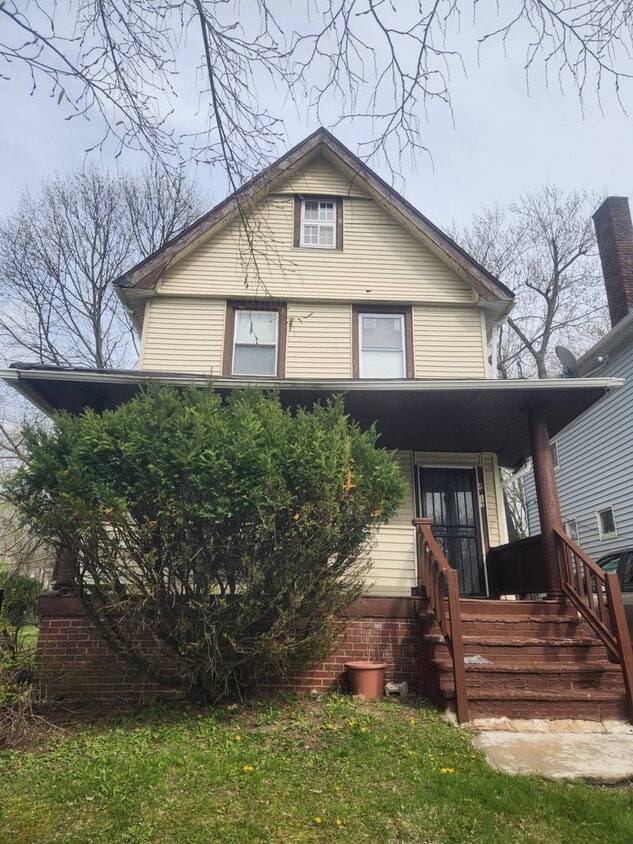 Primary Photo - "Discover Your Dream Home: A Spacious 4-Be...