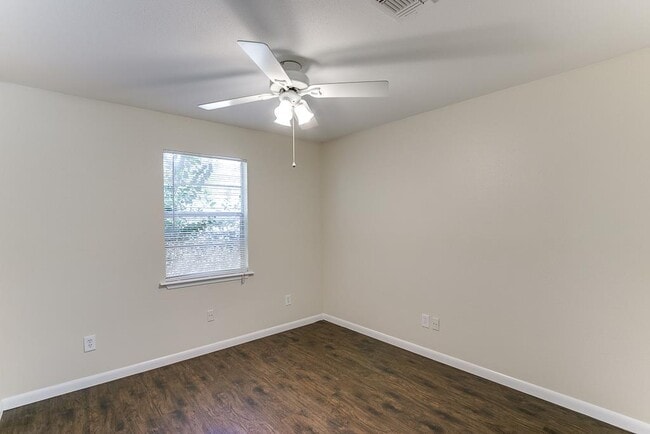 Foto del edificio - 9036 Kerrwood Ln