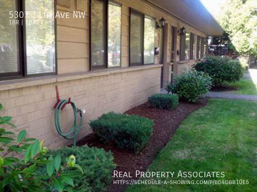 Foto principal - 5307 11th Ave NW